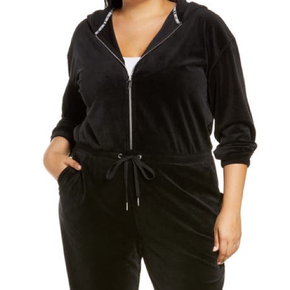 🆕Juicy Couture Romper - Picture 3 of 9